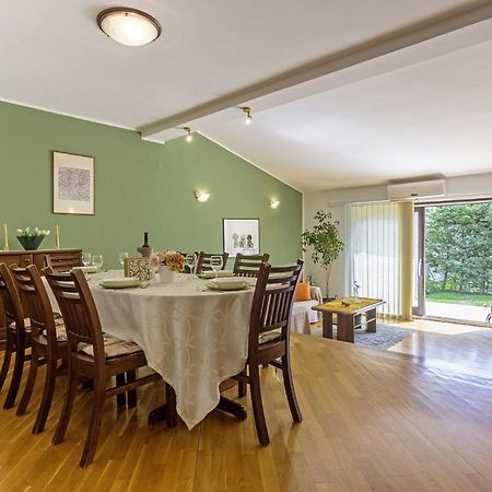 Nada In Vinkuran Villa Пула Екстериор снимка