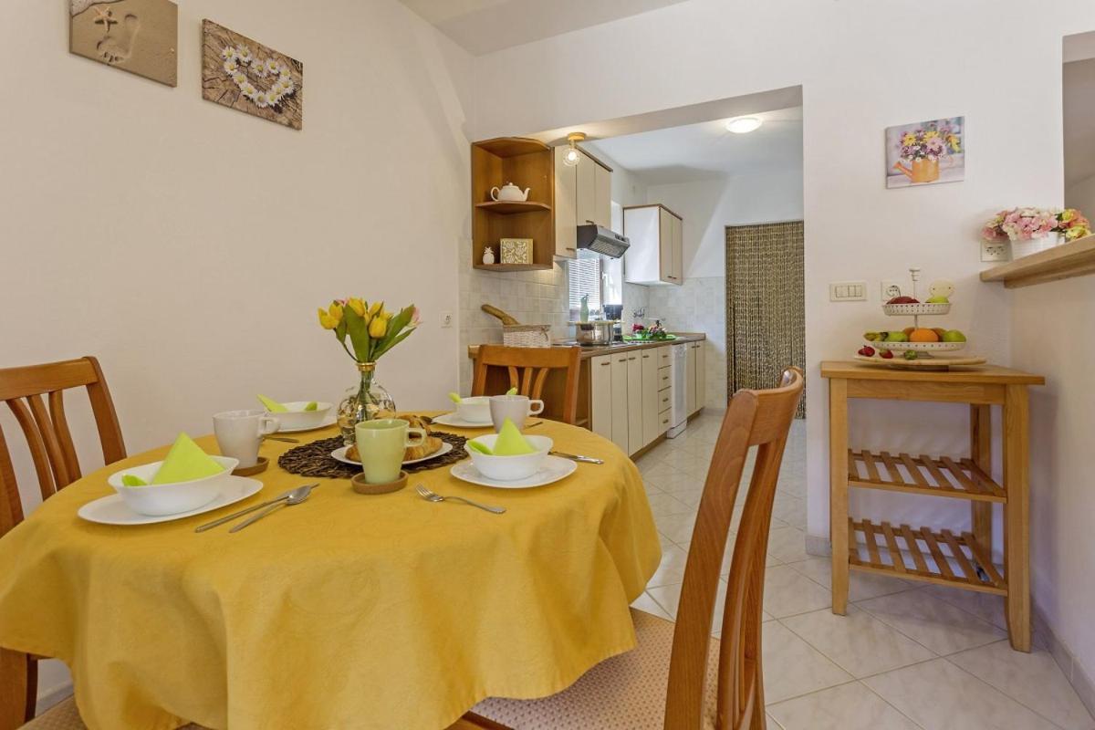 Nada In Vinkuran Villa Пула Екстериор снимка