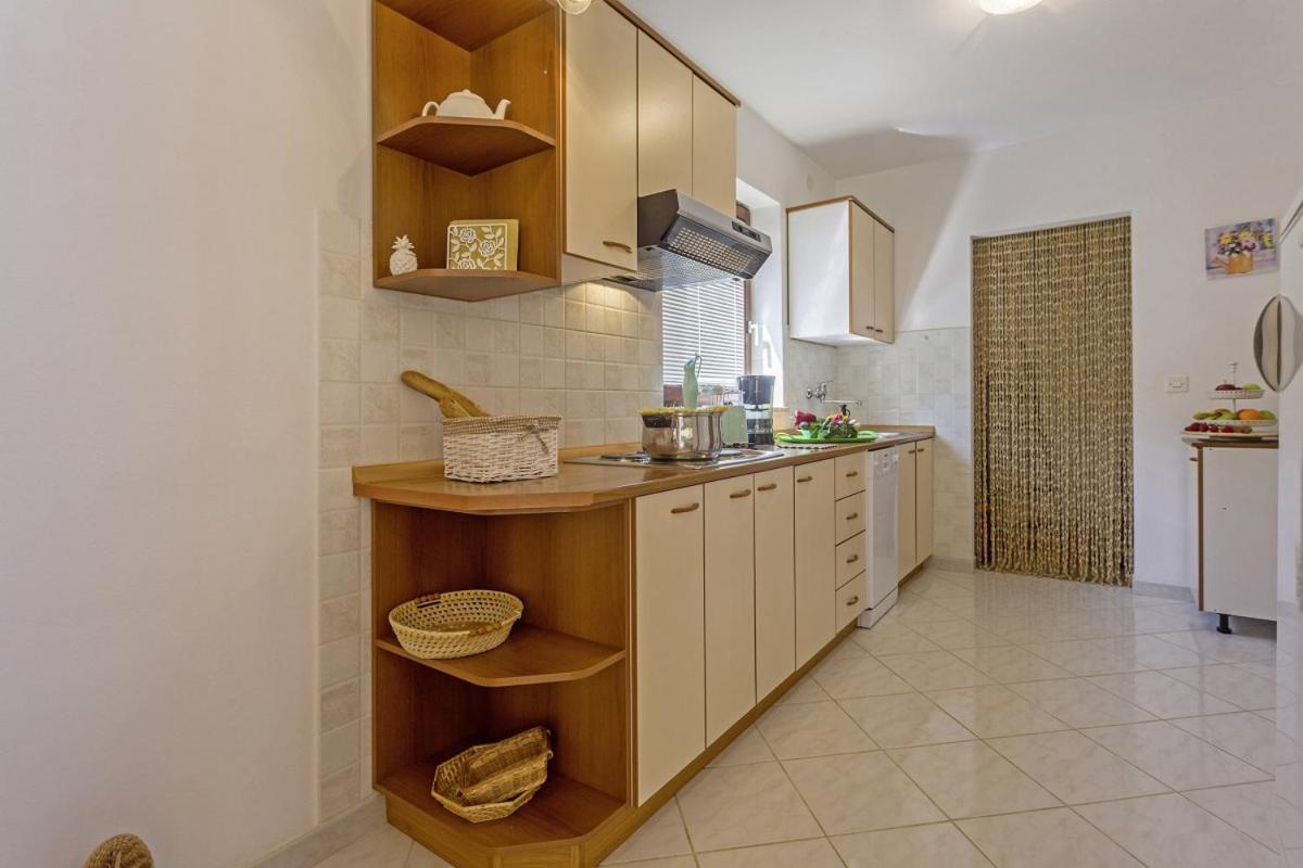 Nada In Vinkuran Villa Пула Екстериор снимка