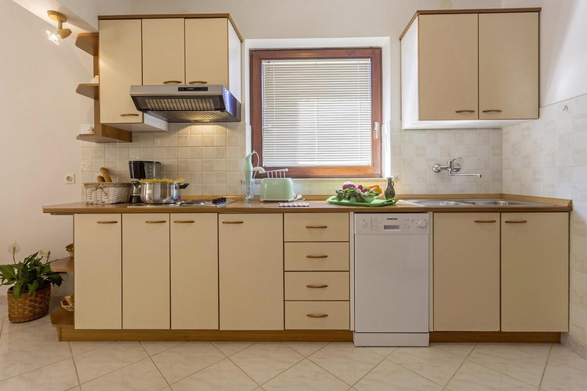 Nada In Vinkuran Villa Пула Екстериор снимка